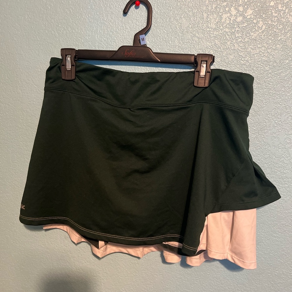 Super cute tennis skirt